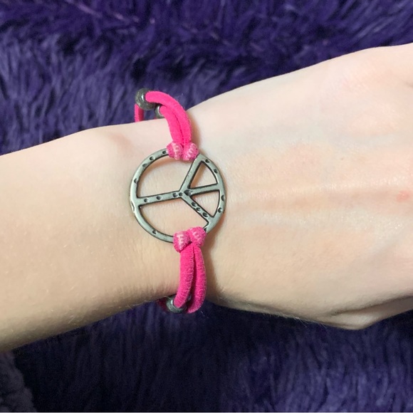 Hot Pink Peace Sign Bracelets ☮️✌️ - Picture 6 of 7